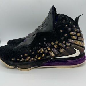 Nike Basketball LeBron XVII 17 'Lakers' Low Non-slip BQ3177-004 Men’s 10
